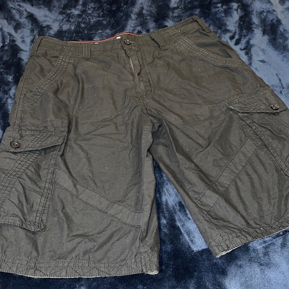 CARGO SHORTS - Picture 1 of 3